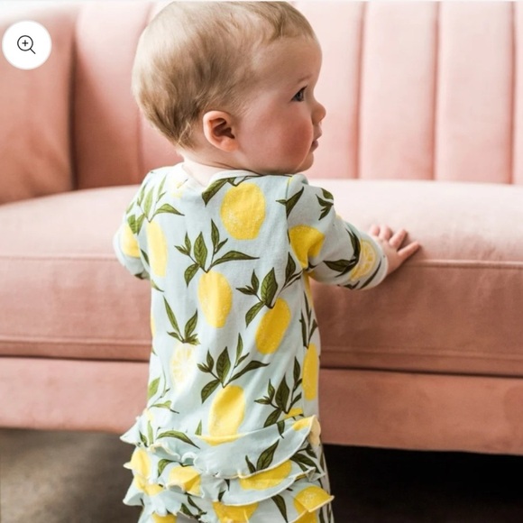 MILKBARN Lemon Organic Cotton Ruffle Zipper Footed
Romper 0-3M - Picture 5 of 7